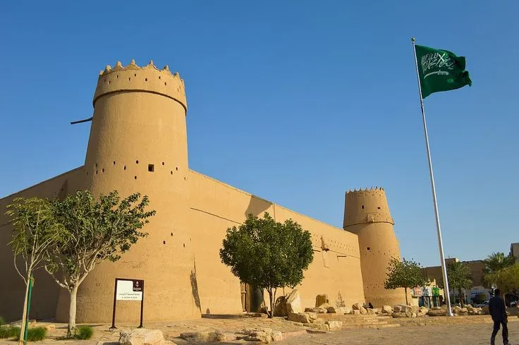 تجنيس القبائل النازحة