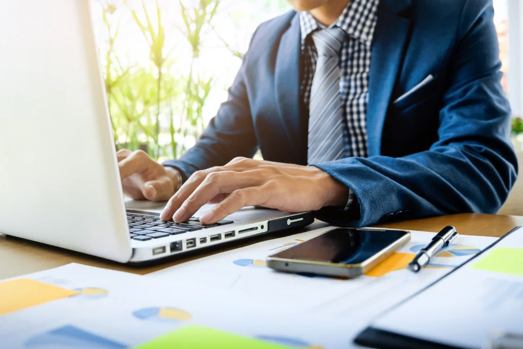 مكتب تخليص معاملات التجنيس