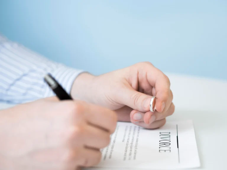 كيفية استخراج تصريح زواج من الخارج